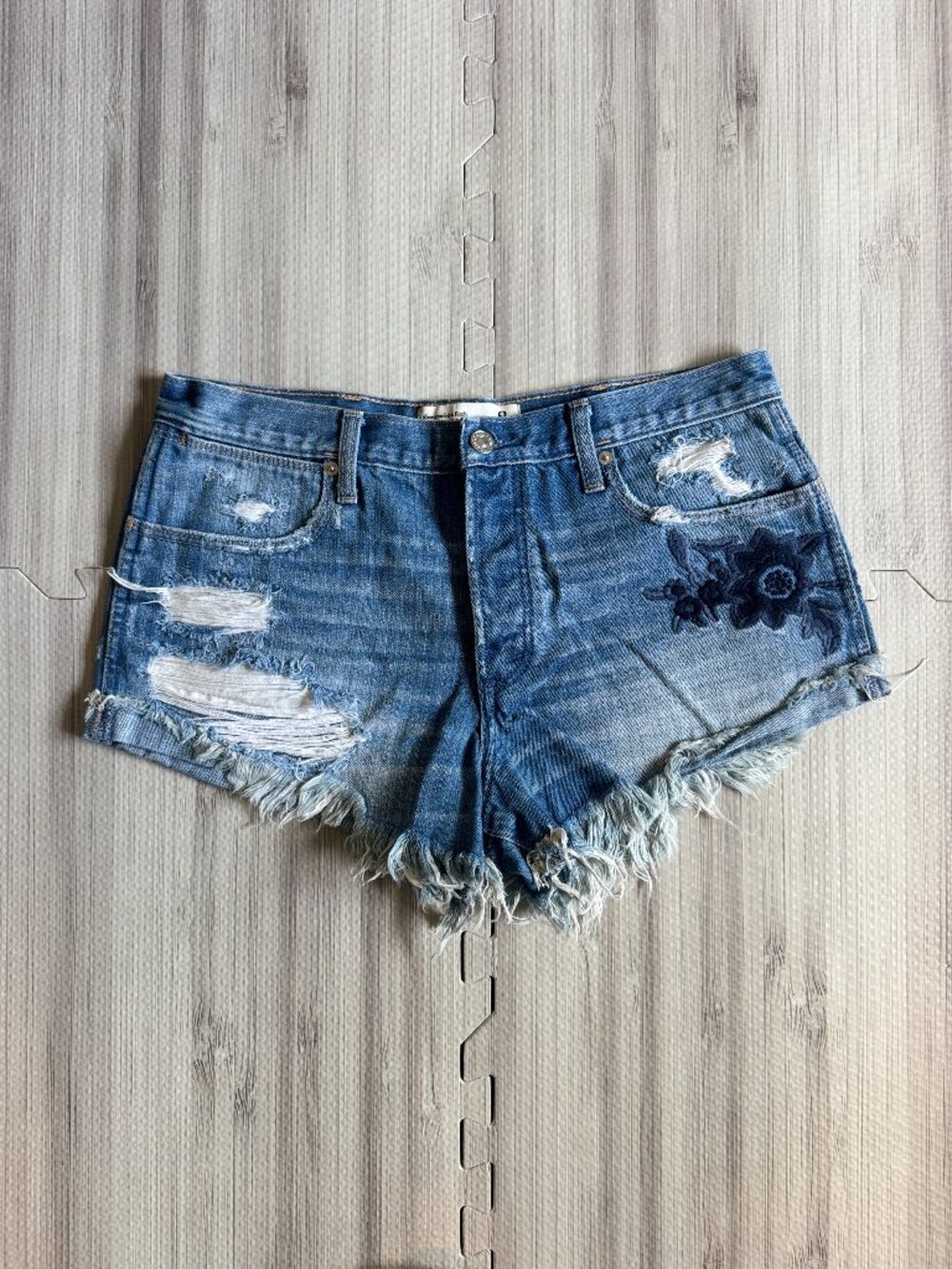 Abercrombie & Fitch Women's High Rise Embroidered Denim Jean Shorts